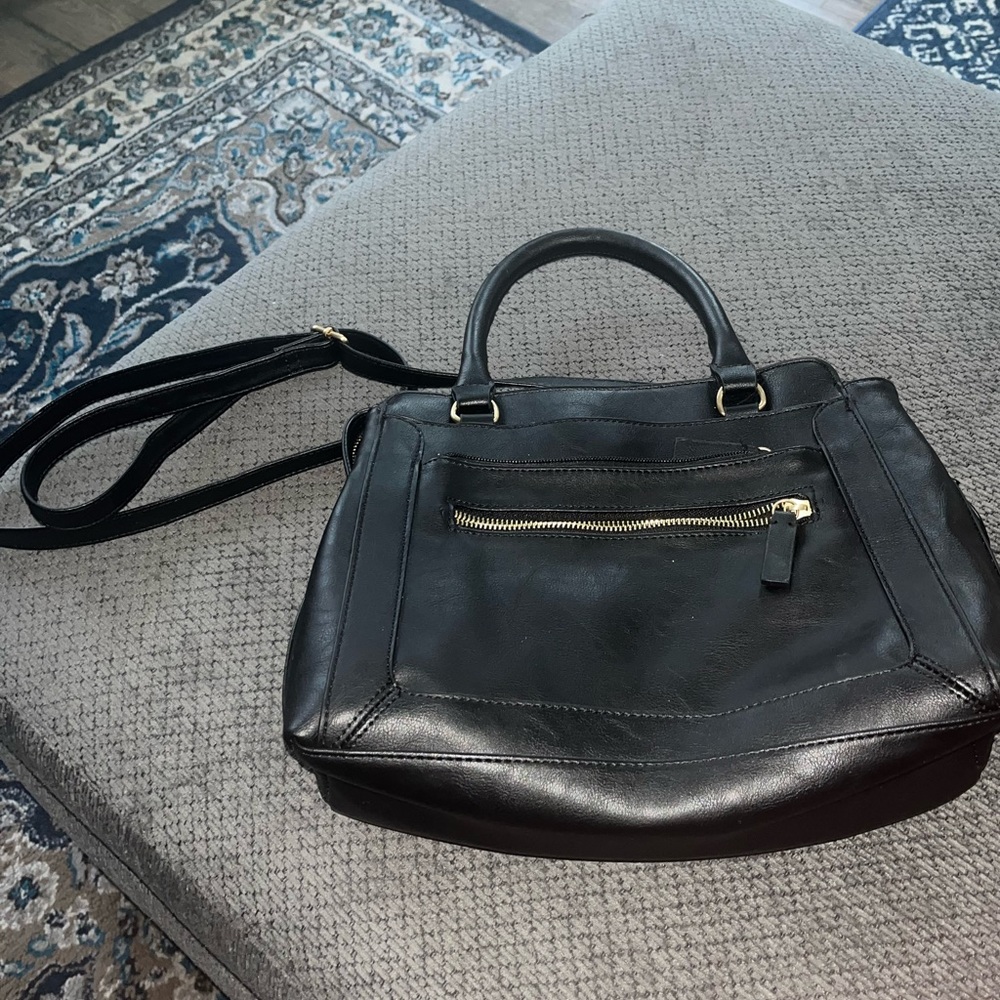 Time and Tru Purse Black